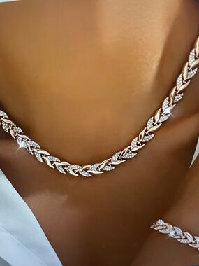 Rose Gold Necklace & Bracelet